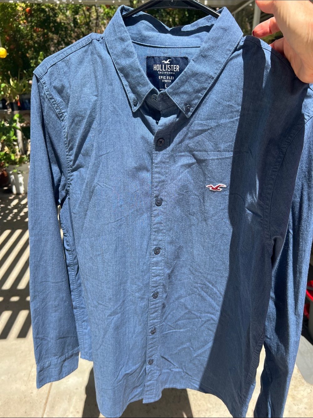 Hollister Men's Indigo Button-Down Long Sleeve Shirt